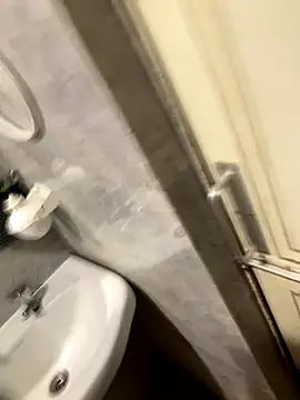 Snapshot of satrr_xxx chatting on 10/19/25, 05:30 satrr xxx online show from 10/19/25, 05:30