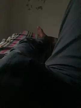 Snapshot of satrr_xxx chatting on 10/22/25, 01:06 satrr xxx online show from 10/22/25, 01:06