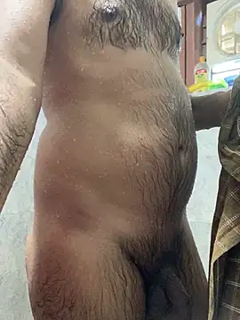 Snapshot of satrr_xxx chatting on 11/05/25, 06:46 satrr xxx online show from 11/05/25, 06:46