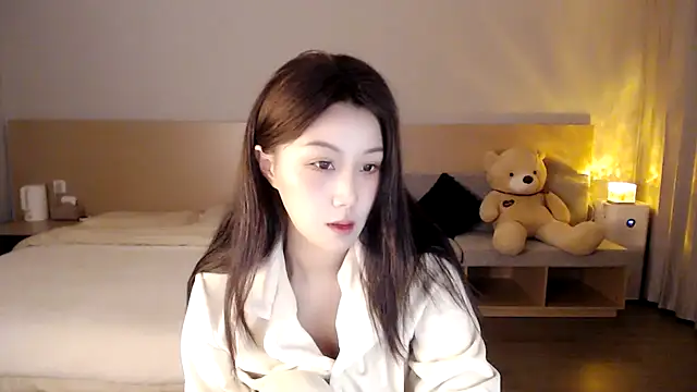 Lucky-baby online show from 12/27/24, 01:50