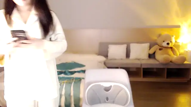 Lucky-baby online show from 02/10/25, 01:55