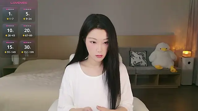 Lucky-baby online show from 10/20/25, 01:22