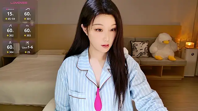 Lucky-baby online show from 01/18/26, 02:21