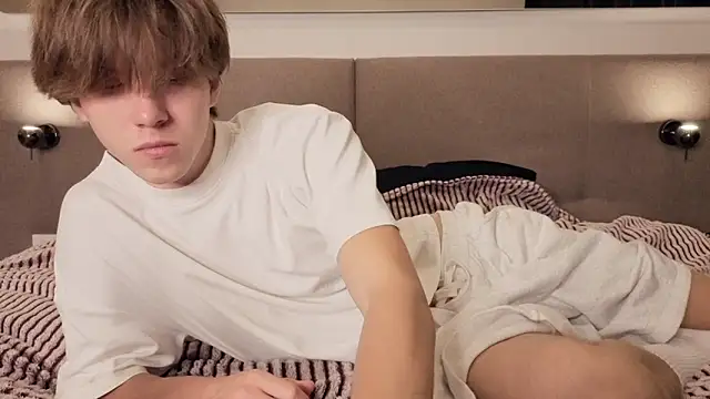 Snapshot of braxiboy chatting on 01/07/26, 05:37 braxiboy online show from 01/07/26, 05:37