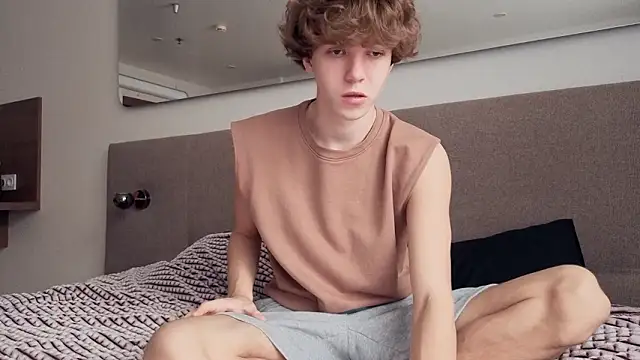 Snapshot of braxiboy chatting on 03/04/26, 02:01 braxiboy online show from 03/04/26, 02:01