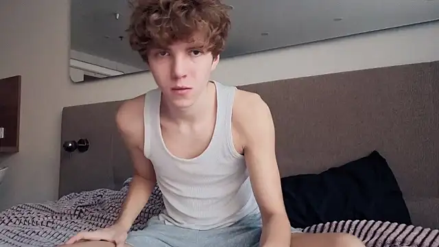 Snapshot of braxiboy chatting on 03/24/26, 02:11 braxiboy online show from 03/24/26, 02:11