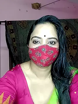 Lexi Baby  online show from 11/20/25, 06:40