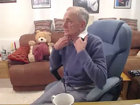 Ferret7777 online show from 03/05/25, 06:56