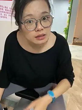 Snapshot of Bella0815 chatting on 03/01/25, 11:39 Bella0815 online show from 03/01/25, 11:39