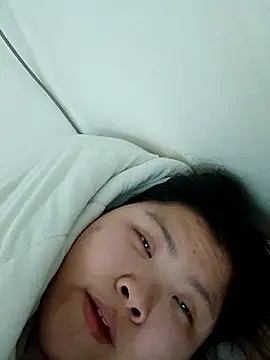 hello098712 online show from 02/19/26, 10:11