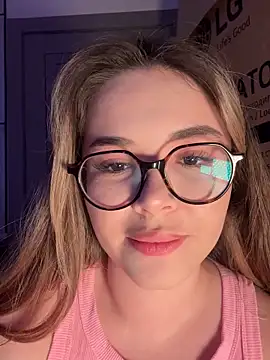 CutiePie3 online show from 09/22/25, 10:34