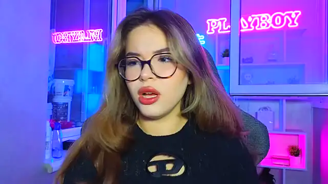 CutiePie3 online show from 10/06/25, 03:09