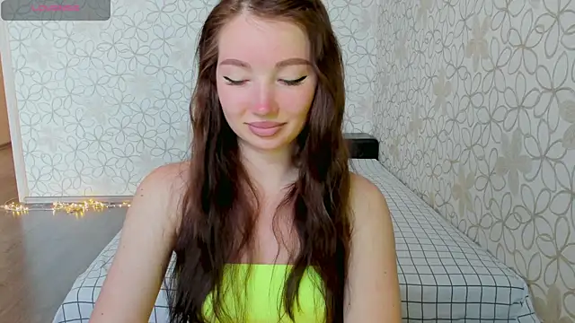 Lissa Cristal online show from 06/12/26, 08:57