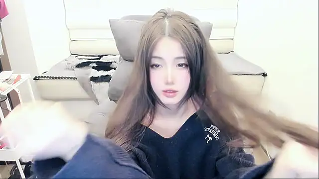 Snapshot of bbtt544 chatting on 01/19/26, 02:21 bbtt544 online show from 01/19/26, 02:21