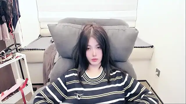 Snapshot of bbtt544 chatting on 03/03/26, 02:12 bbtt544 online show from 03/03/26, 02:12