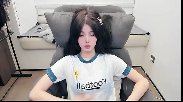 Snapshot of bbtt544 chatting on 03/10/26, 02:44 bbtt544 online show from 03/10/26, 02:44