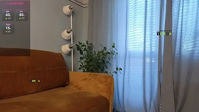 Snapshot of Your_dream_Alice chatting on 03/07/25, 05:40 Your dream Alice online show from 03/07/25, 05:40