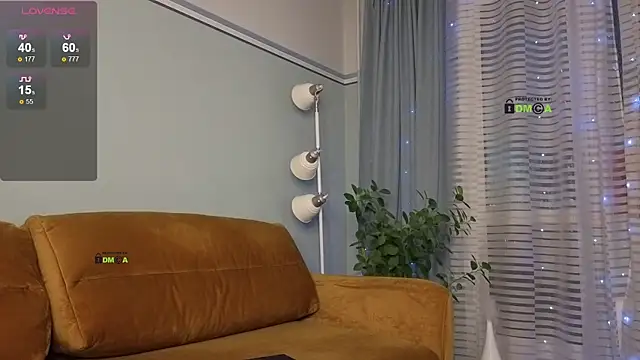 Snapshot of Your_dream_Alice chatting on 03/09/25, 04:11 Your dream Alice online show from 03/09/25, 04:11