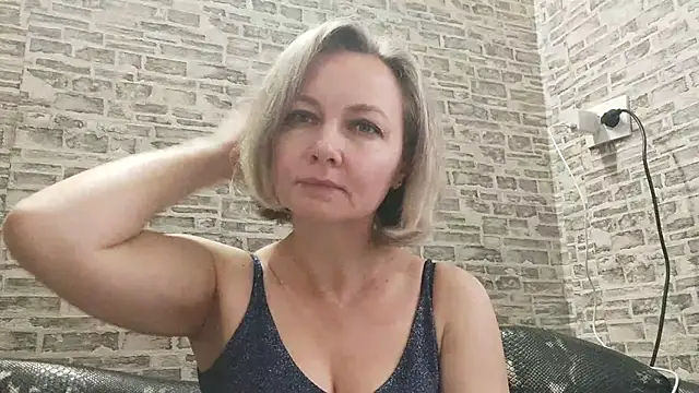 Snapshot of EdithManning chatting on 01/30/25, 07:39 EdithManning online show from 01/30/25, 07:39