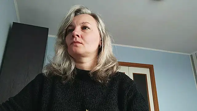 EdithManning online show from 04/26/26, 06:33