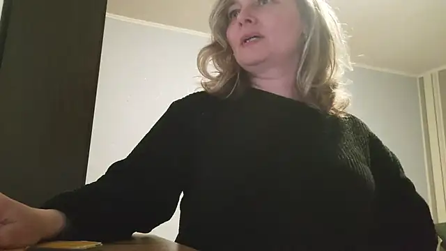 EdithManning online show from 04/26/26, 06:38