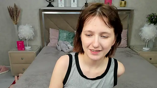 MiaKarlos online show from 06/22/26, 01:29
