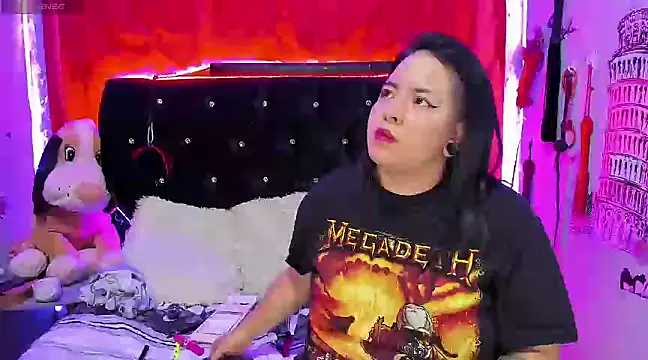 katieeandsharonn online show from 02/11/25, 01:09