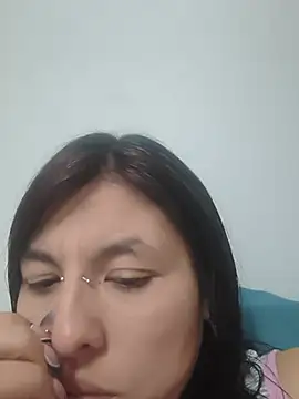Snapshot of maria_lasexy chatting on 06/18/26, 01:28 maria lasexy online show from 06/18/26, 01:28