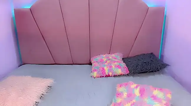 Snapshot of Jadeyourqueen chatting on 12/14/24, 12:55 Jadeyourqueen online show from 12/14/24, 12:55