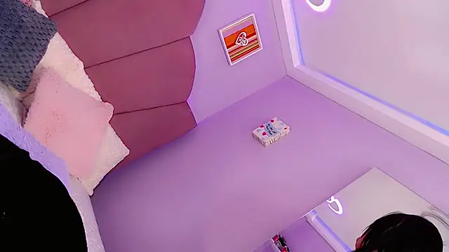 Snapshot of Jadeyourqueen chatting on 01/17/25, 06:44 Jadeyourqueen online show from 01/17/25, 06:44