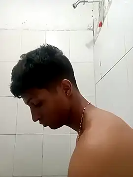 Snapshot of wolf_james123 chatting on 01/18/25, 11:44 wolf james123 online show from 01/18/25, 11:44