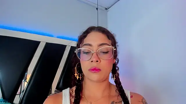 antonelllepiercee online show from 03/15/25, 11:40