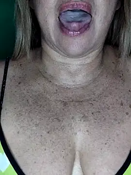 Kasandra Ho online show from 09/20/25, 01:06