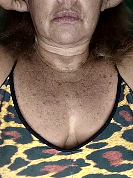 Kasandra Ho online show from 10/12/25, 01:04