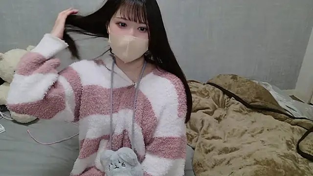Snapshot of -SHIZUKU- chatting on 01/18/25, 03:49 -SHIZUKU- online show from 01/18/25, 03:49