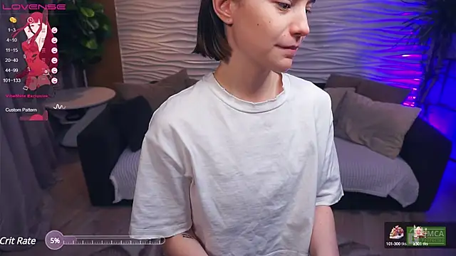 Snapshot of EditaBumford chatting on 12/19/24, 07:29 EditaBumford online show from 12/19/24, 07:29