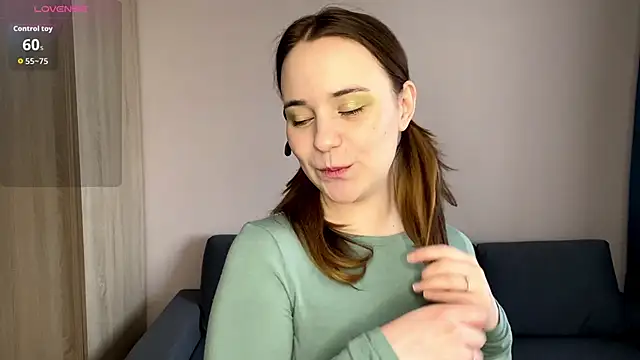 EditaBumford online show from 04/29/26, 07:23
