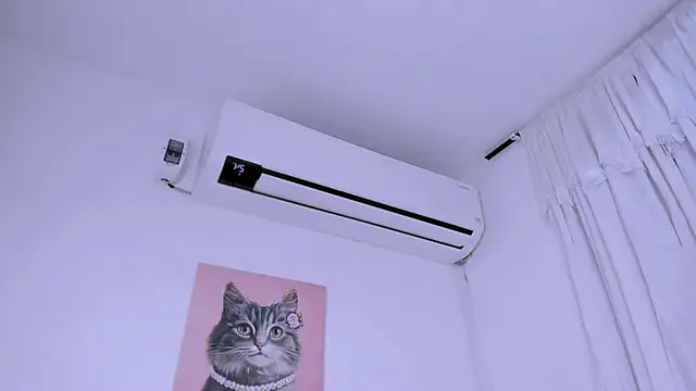 Fernanda brown18 online show from 09/18/25, 09:17