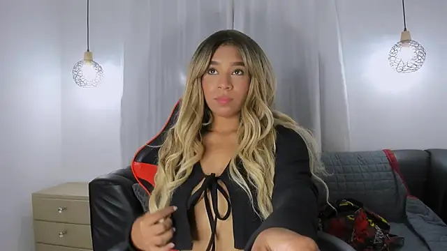 Fernanda brown18 online show from 10/25/25, 08:14