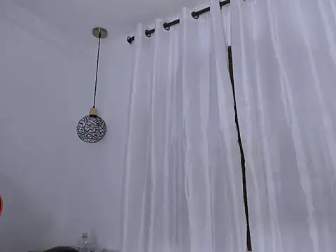 Fernanda brown18 online show from 11/22/25, 08:35