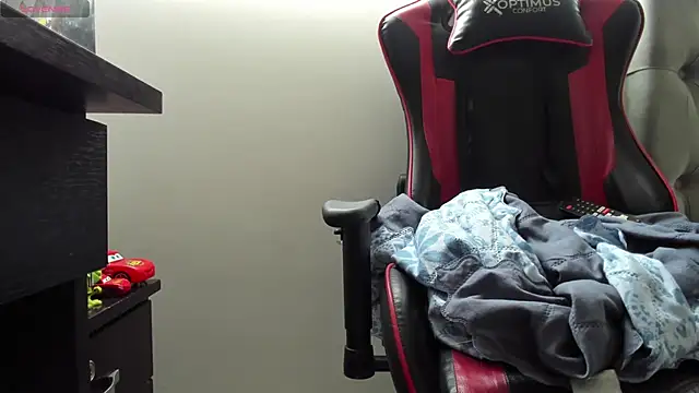 gracekelly12 online show from 12/02/25, 12:32