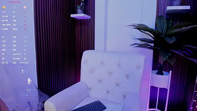 Snapshot of CattleyaScaly chatting on 12/18/24, 07:19 CattleyaScaly online show from 12/18/24, 07:19