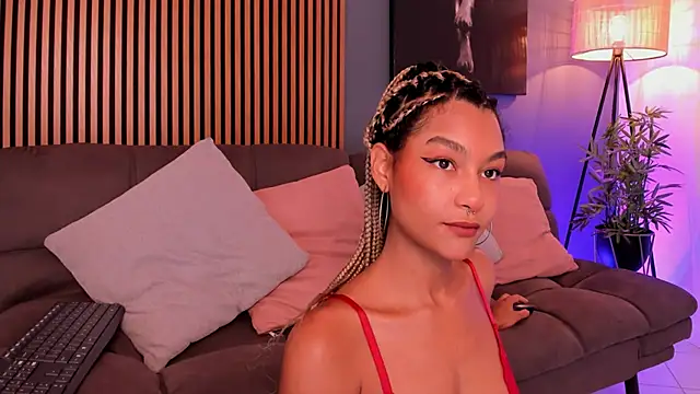 Snapshot of Johaphyton chatting on 02/05/26, 02:00 Johaphyton online show from 02/05/26, 02:00