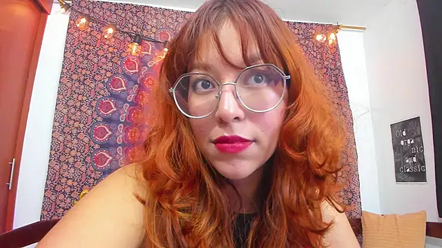  Moon Johnson online show from 12/22/25, 11:35