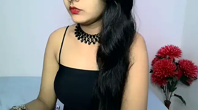 Snapshot of SUZY_FROMUS chatting on 01/05/25, 05:41 SUZY FROMUS online show from 01/05/25, 05:41