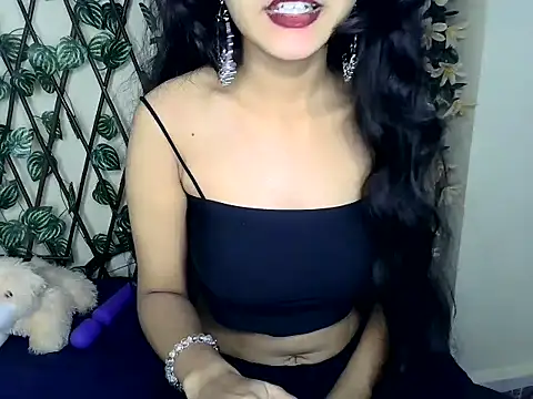 Snapshot of SUZY_FROMUS chatting on 01/18/25, 02:36 SUZY FROMUS online show from 01/18/25, 02:36