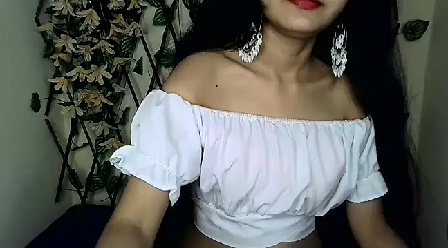 Snapshot of SUZY_FROMUS chatting on 02/11/25, 08:42 SUZY FROMUS online show from 02/11/25, 08:42