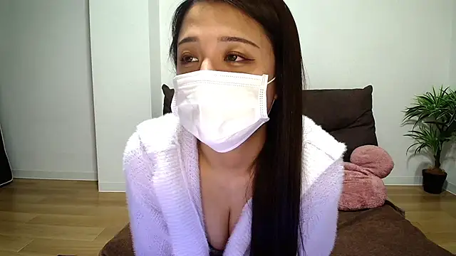 Snapshot of love_rin chatting on 01/10/25, 11:33 love rin online show from 01/10/25, 11:33