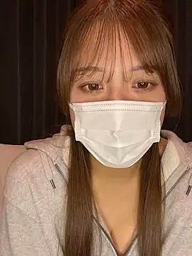 Snapshot of love_rin chatting on 11/25/25, 05:02 love rin online show from 11/25/25, 05:02