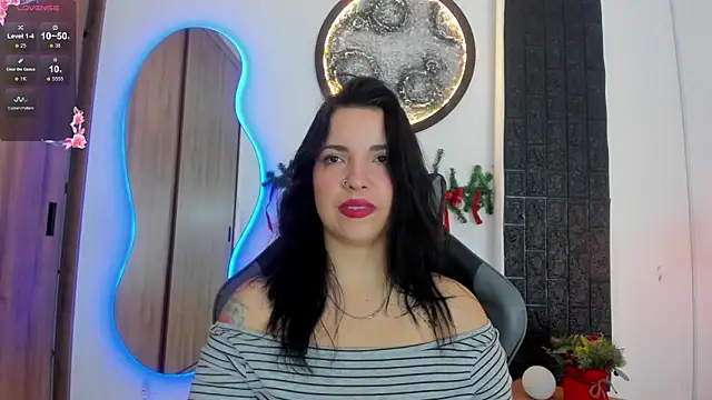 Snapshot of tatiana_sc chatting on 12/20/25, 12:34 tatiana sc online show from 12/20/25, 12:34